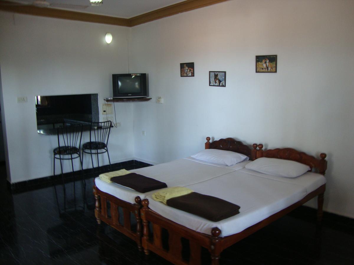 Leon Hide Out Guest House Vāsco Da Gāma Eksteriør billede