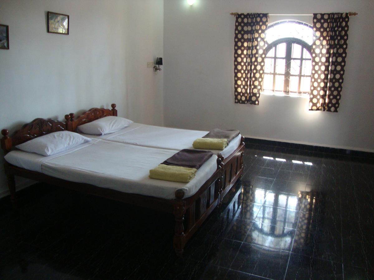 Leon Hide Out Guest House Vāsco Da Gāma Eksteriør billede
